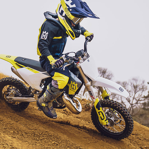 Moto husqvarna TC 50 Motocross Bogotá