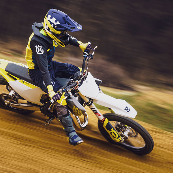 Moto husqvarna TC 85 17/14 Motocross Bogotá